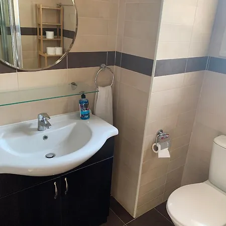 Carolina 2-bedroom Apartment Larnaca