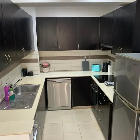 Carolina 2-bedroom شقة لارنكا